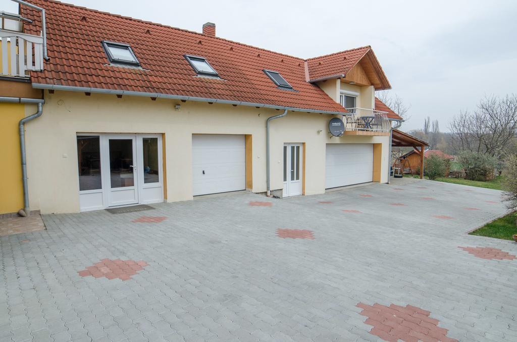 Kaman Vendeghaz Appartement Alsópáhok Kamer foto
